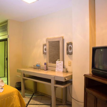 Hotel Ambassador Мерида Номер фото